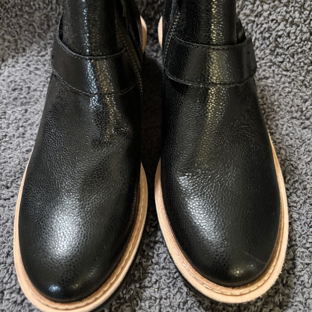 Eileen Fisher Caddy Wedge Bootie in Black Embossed Leather 7.5